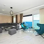 Luxury Zlatko 4* Kožino
