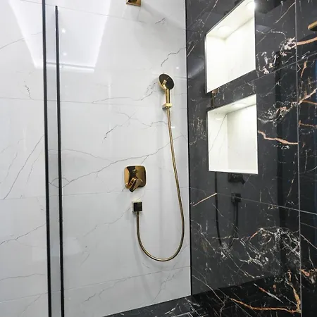 Luxury Zlatko 4* Kožino