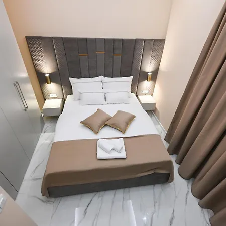 Pensión Luxury Zlatko 4*
