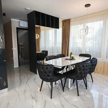 Luxury Zlatko Pensión 4*