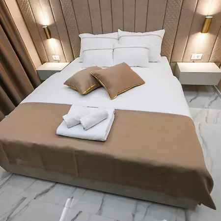 Luxury Zlatko 4* Kožino