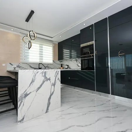 Luxury Zlatko 4* Kožino