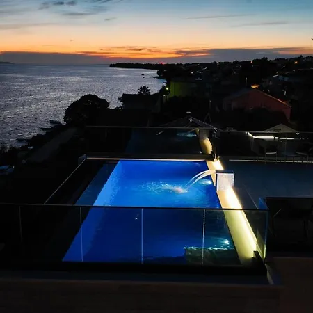 Pensión Luxury Zlatko 4*