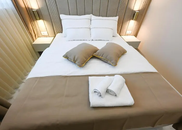 Luxury Zlatko 4* Kožino