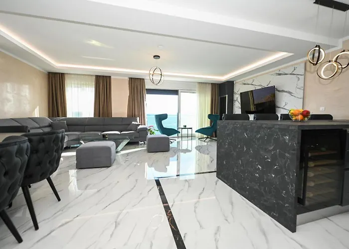 Luxury Zlatko 게스트하우스 Kožino
