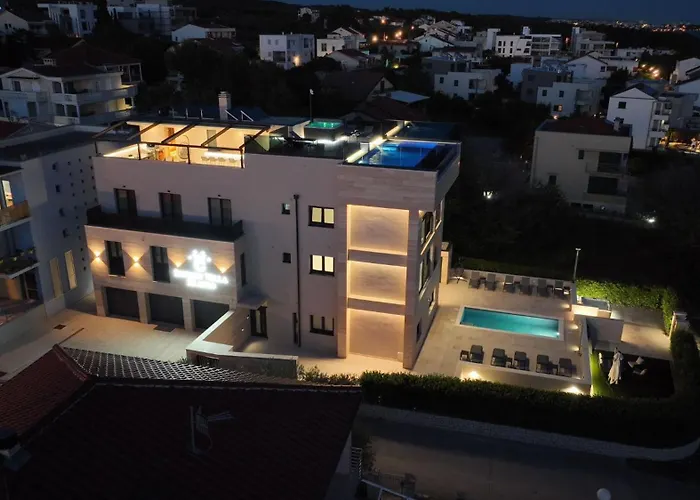 Luxury Zlatko 게스트하우스 Kožino
