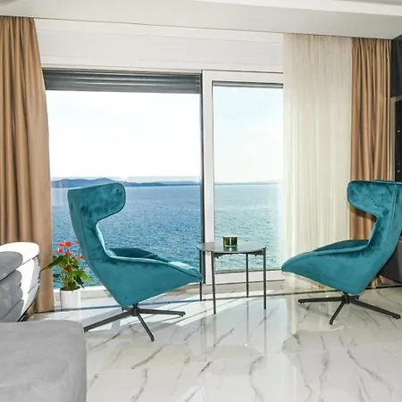 Luxury Zlatko 4* Kožino