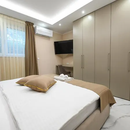 Luxury Zlatko Πανσιόν Kožino