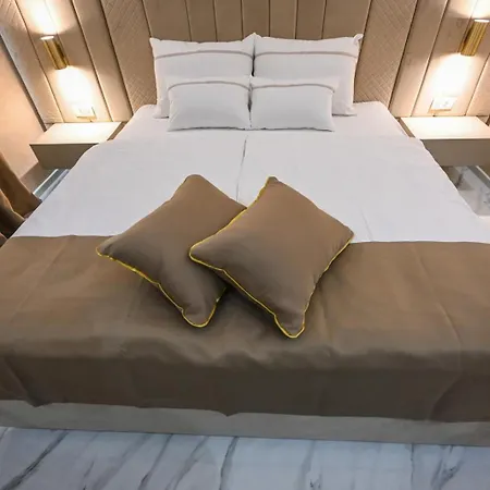 Πανσιόν Luxury Zlatko 4*